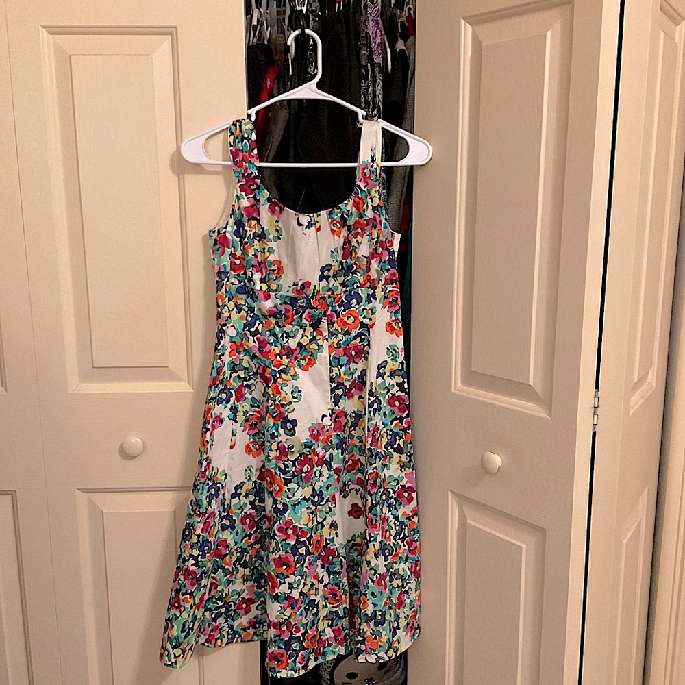 London Times Colorful Flower Dress (Size 4)